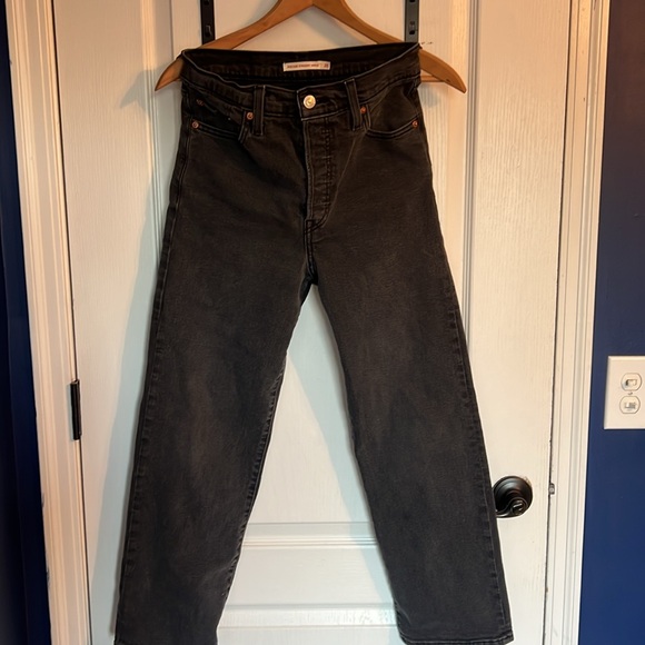 Levi's Ribcage Straight ankle "Well worn" black jeans size 26 - Picture 4 of 10